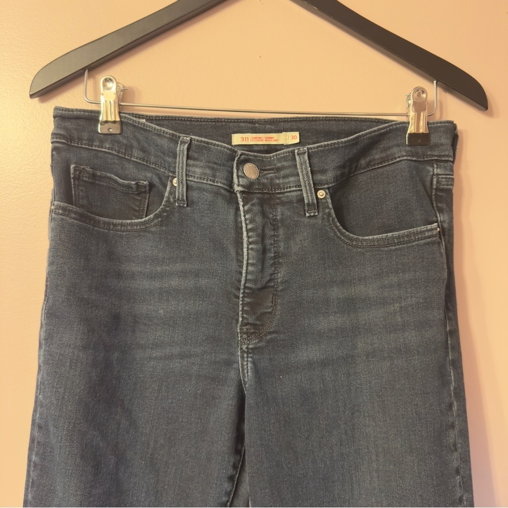 Levi's  311 shaping  Jeans in Washed Black - Picture 7 of 11
